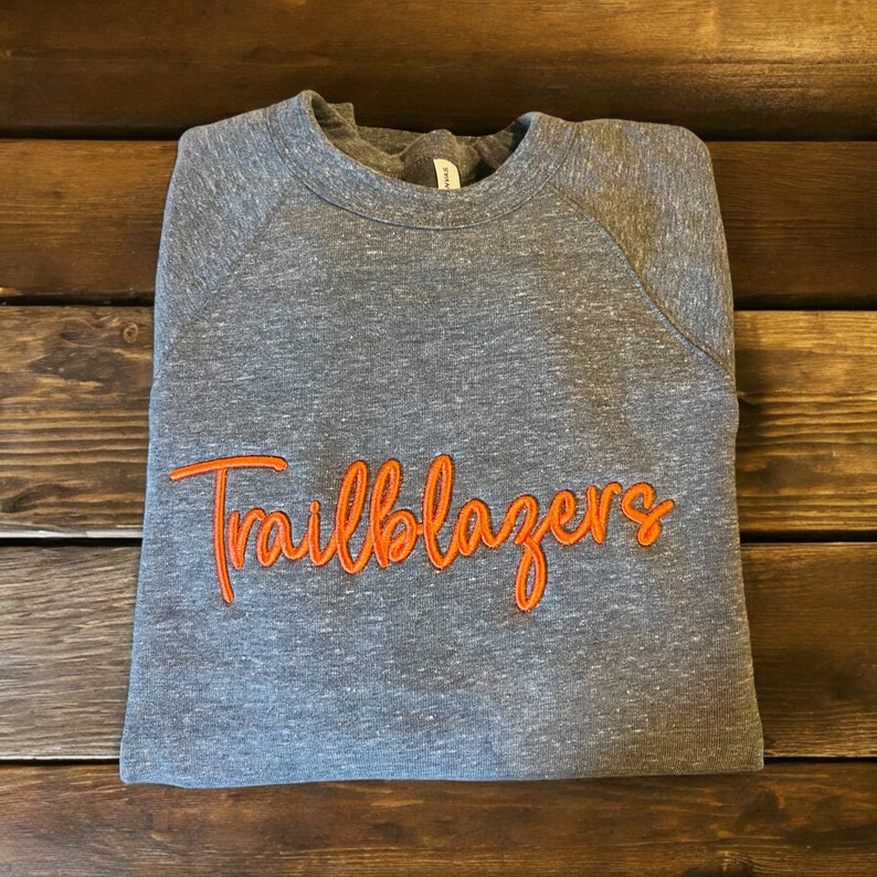 🏈Custom 3D Embroidery Sweatshirt/T-shirt/Hoodie