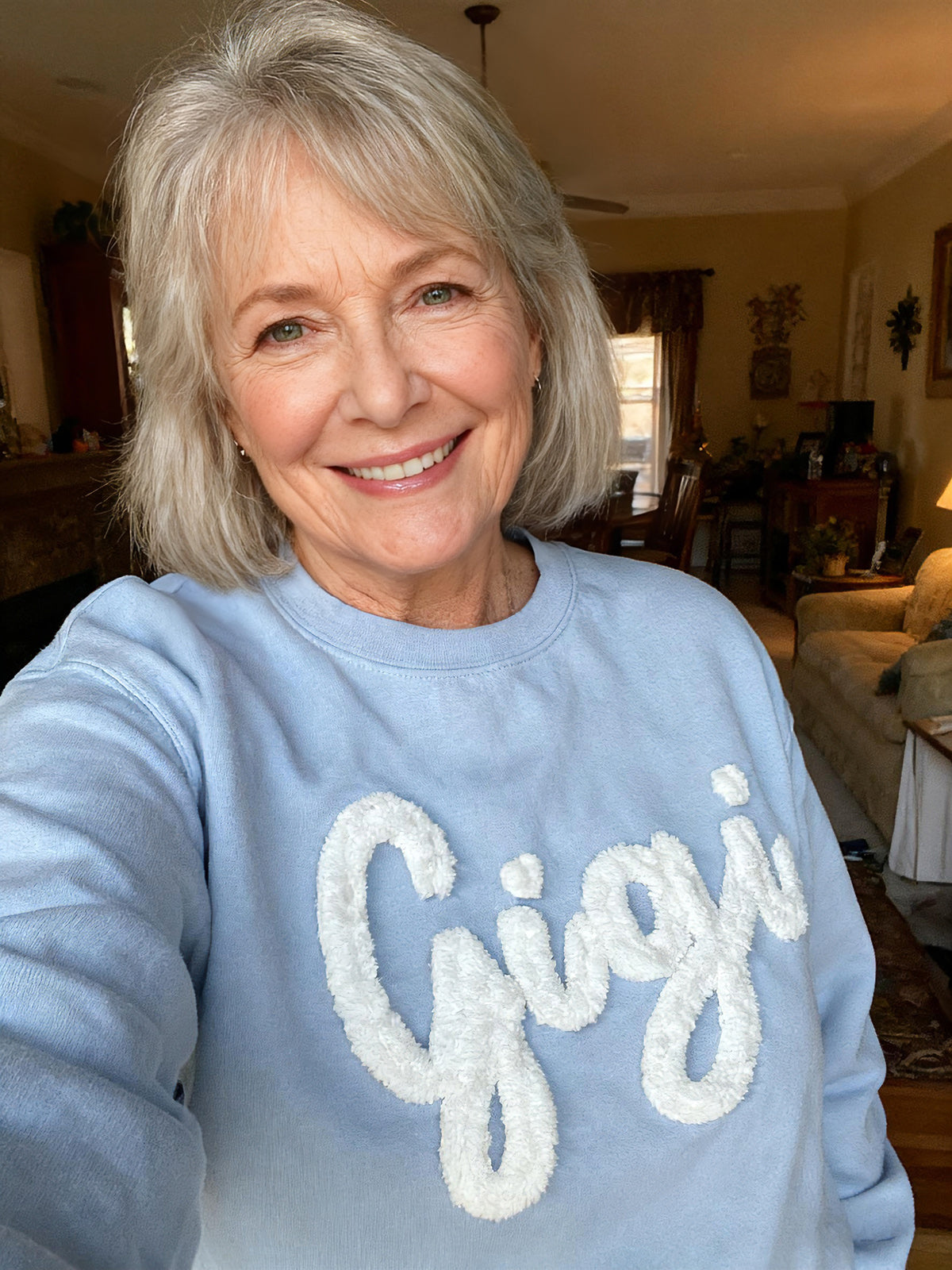 Cozy Chenille Sweatshirt – The Perfect Mother's Day Gift for Mom & Grandma