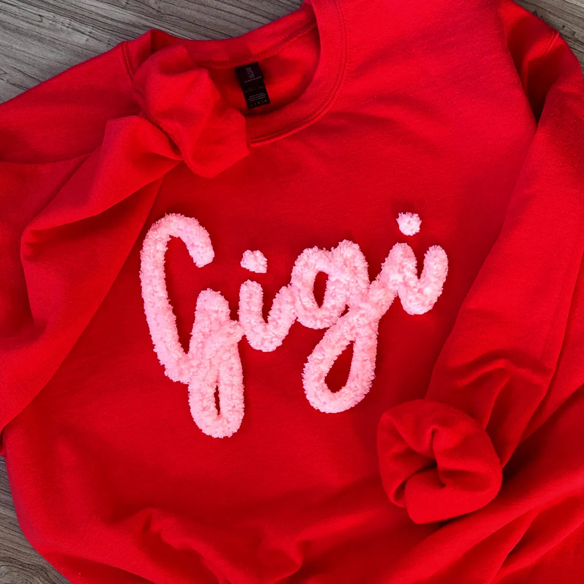 Cozy Chenille Sweatshirt – The Perfect Mother's Day Gift for Mom & Grandma