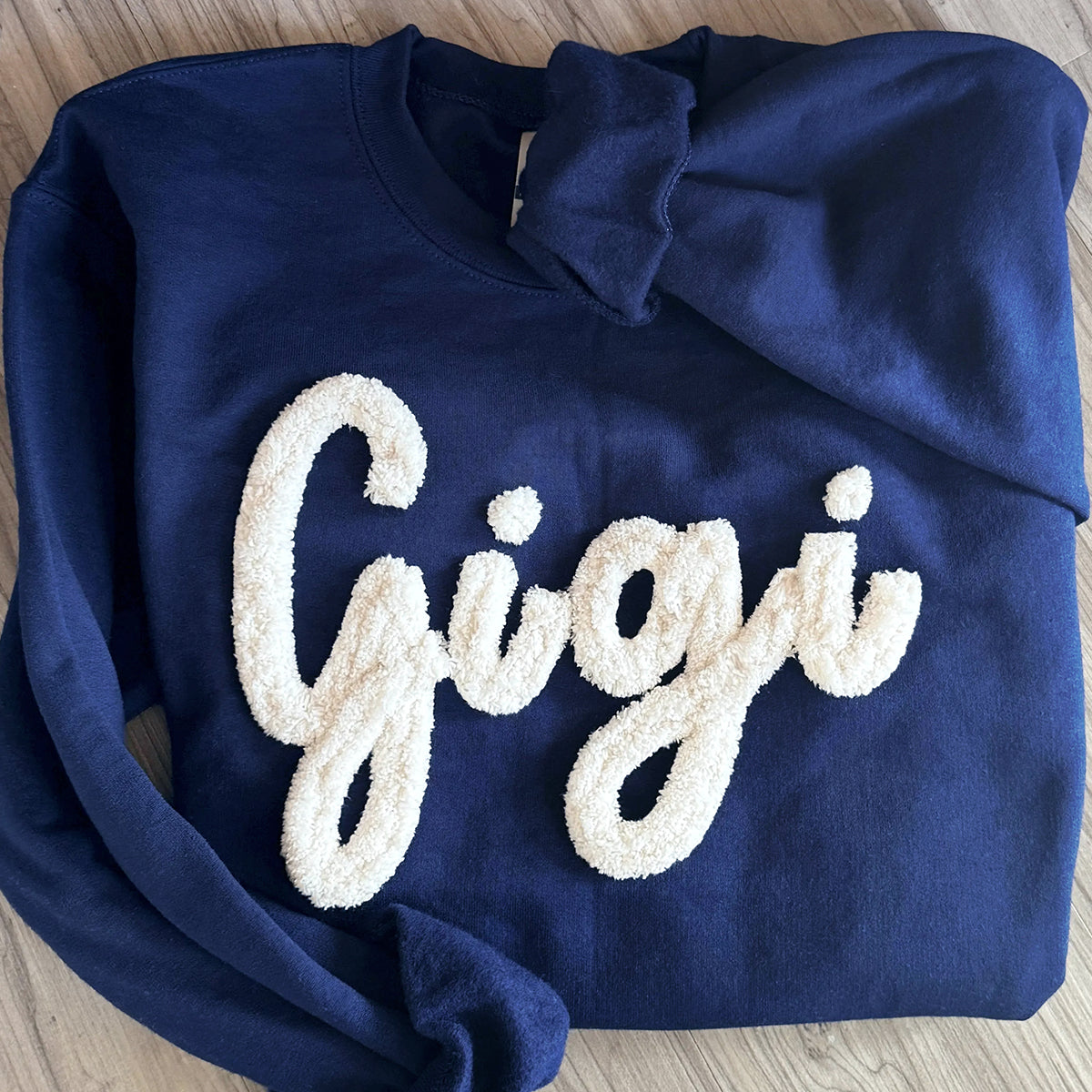 Cozy Chenille Sweatshirt – The Perfect Mother's Day Gift for Mom & Grandma